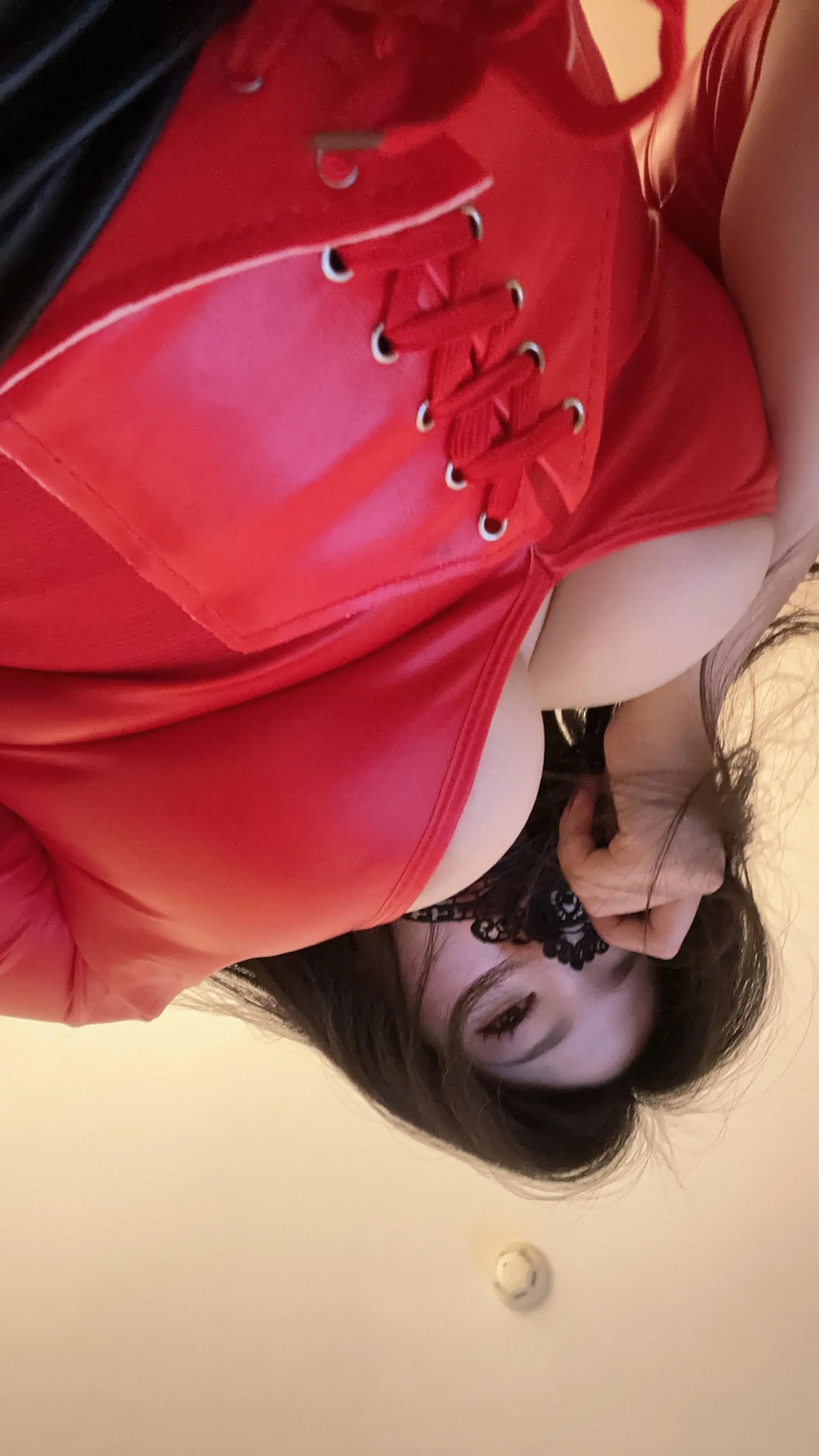 NO.066 奶宝妹纸 – 微密圈系列 诱人的红皮衣 [52P]插图3
